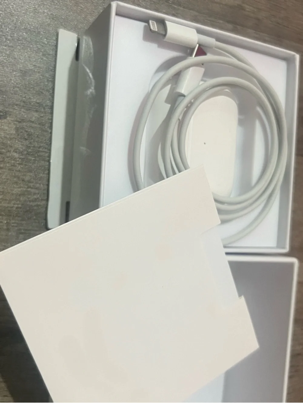 Apple AirPods Pro - White Box